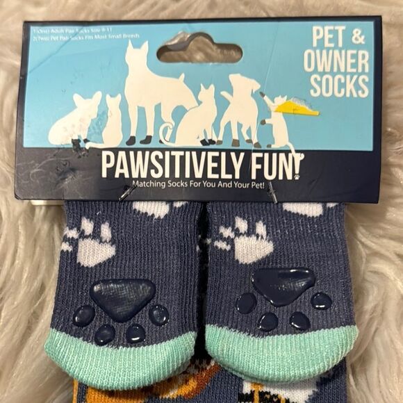 Dog  & owner Rescue Socks - Picture 3 of 5